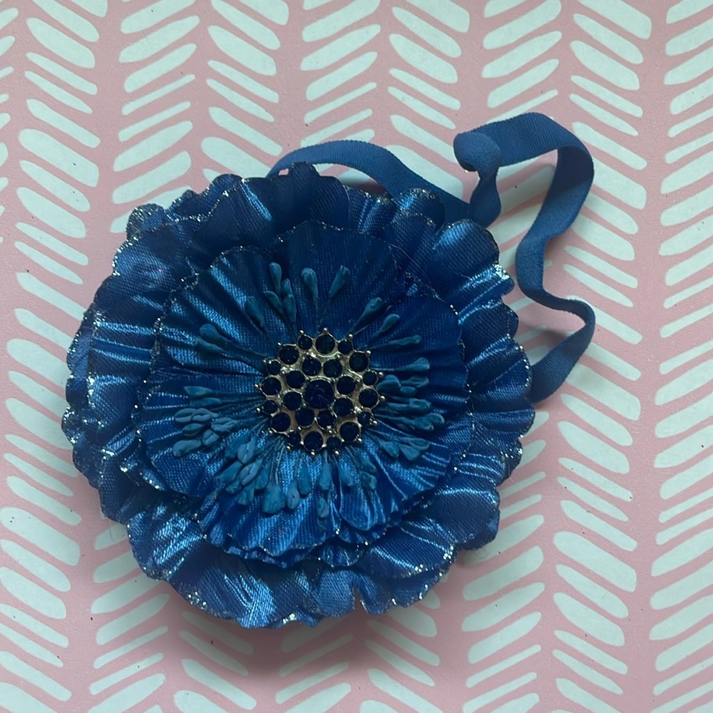Navy blue Tieks flower topper
